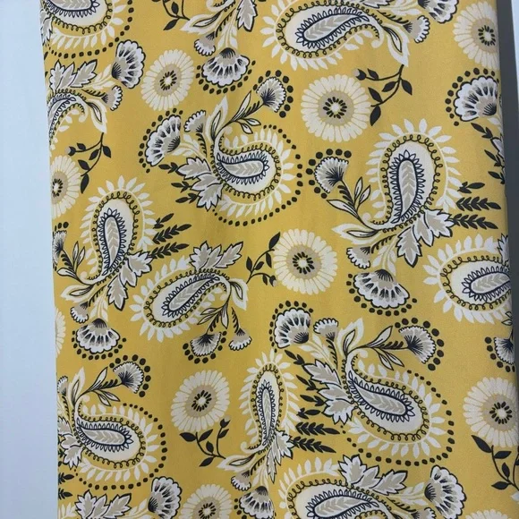 ❤️2/$15 or 3/$21❤️ Loft Paisley Strappy Cami Size Small - Picture 3 of 10